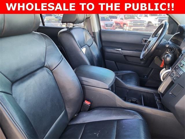 used 2011 Honda Pilot car, priced at $6,000