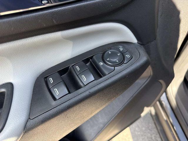 used 2021 Chevrolet Equinox car, priced at $15,500