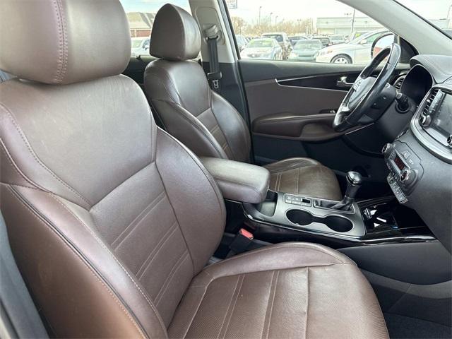 used 2019 Kia Sorento car, priced at $14,500