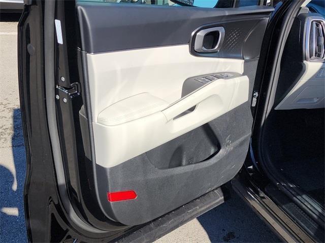 new 2026 Kia Sorento Hybrid car, priced at $36,537