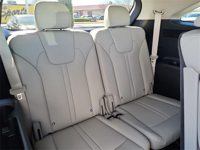 new 2026 Kia Sorento Hybrid car, priced at $36,537