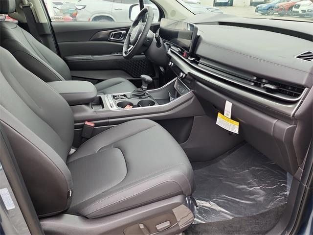 new 2026 Kia Carnival car, priced at $46,959