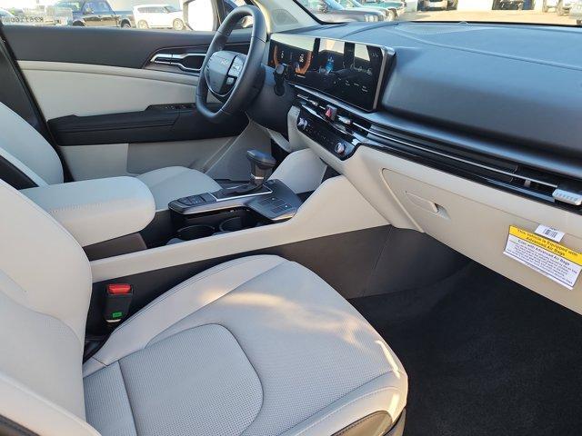 new 2026 Kia Sportage car, priced at $30,886