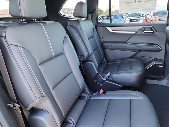 new 2026 GMC Acadia car, priced at $49,580