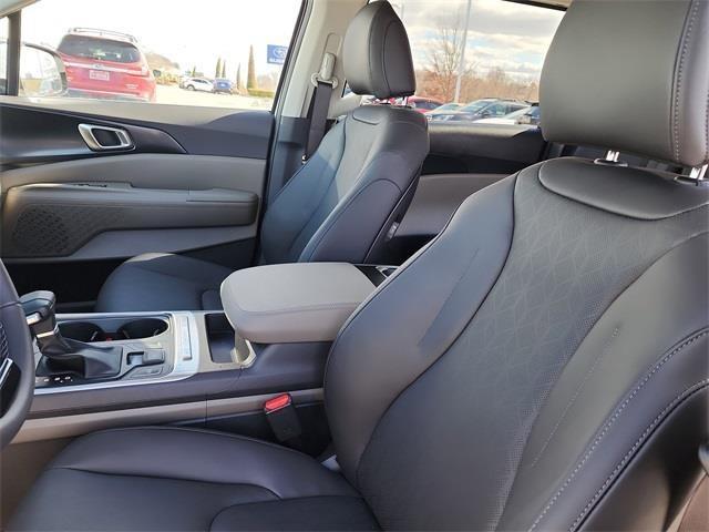 new 2026 Kia Carnival car, priced at $36,931