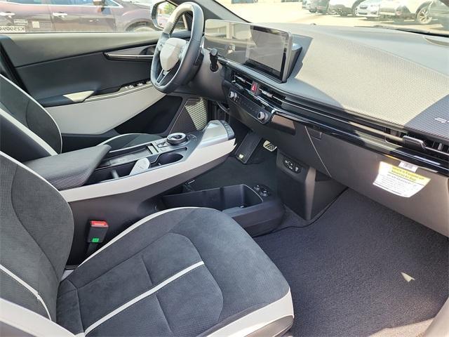 new 2025 Kia EV6 car, priced at $45,445