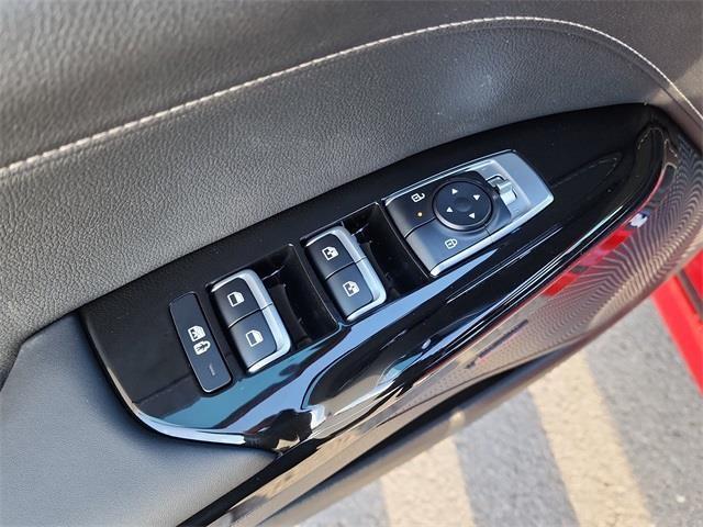 new 2026 Kia K5 car, priced at $30,132