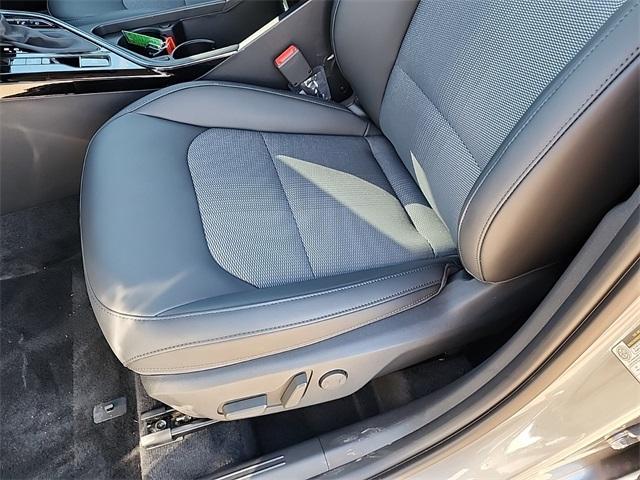 new 2025 Kia Niro car, priced at $30,890