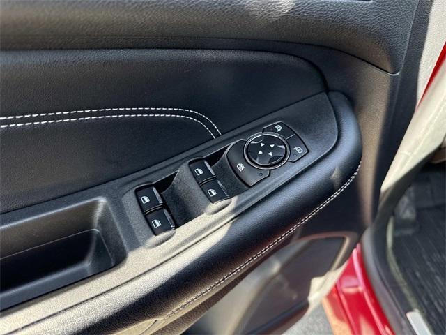 used 2022 Ford Edge car, priced at $25,500