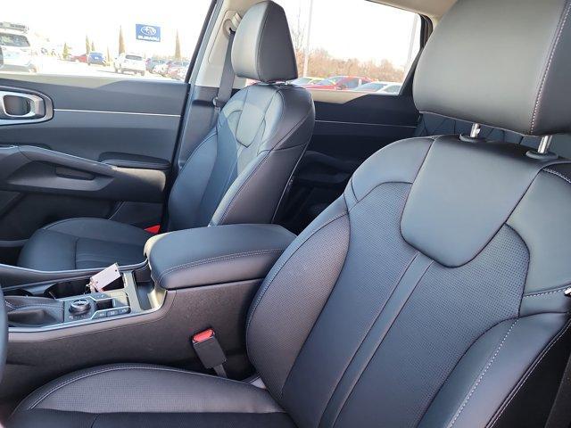 new 2026 Kia Sorento car, priced at $35,221