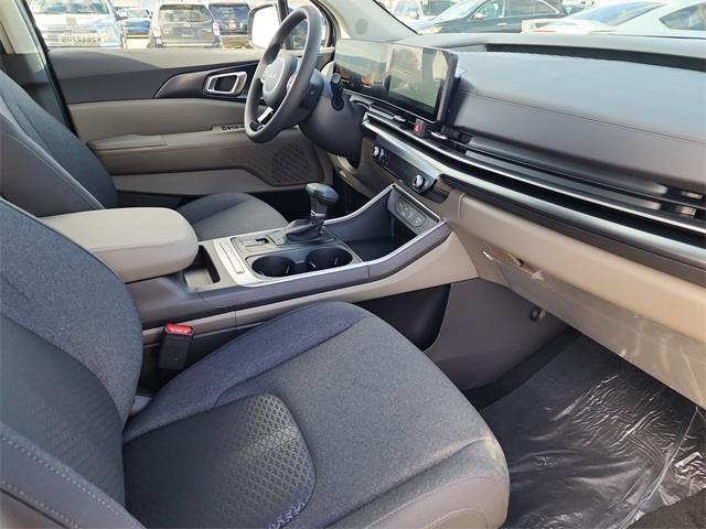 new 2026 Kia Carnival car, priced at $37,357