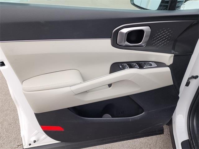 new 2026 Kia Sorento car, priced at $33,987