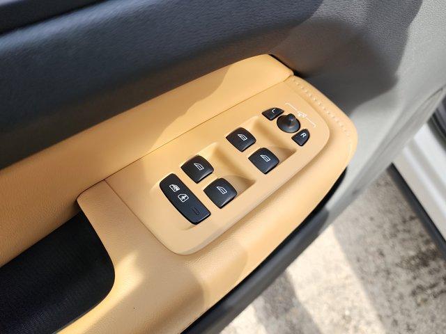 used 2023 Volvo XC60 car, priced at $34,000