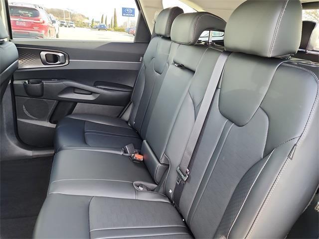 new 2026 Kia Sorento car, priced at $33,332
