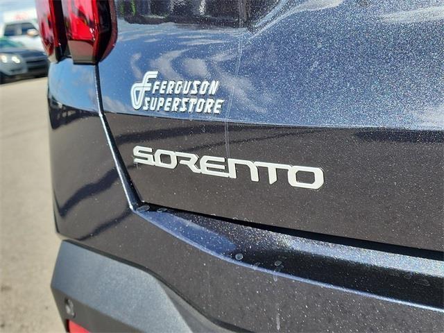 new 2026 Kia Sorento car, priced at $33,332