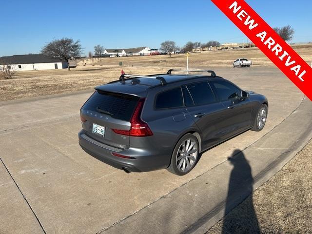 used 2020 Volvo V60 car, priced at $25,500