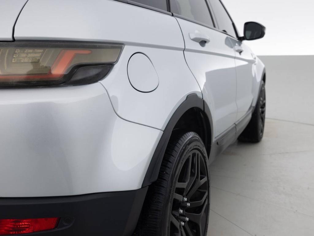 Land Rover Range Rover Evoque view 14