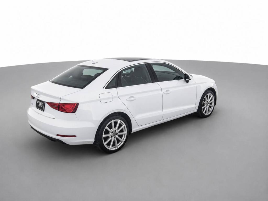 Audi A3 view 5