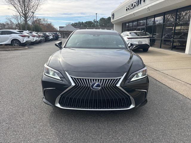 used 2020 Lexus ES 300h car, priced at $38,995