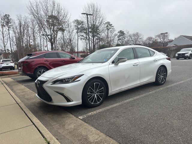 used 2024 Lexus ES 300h car, priced at $46,895
