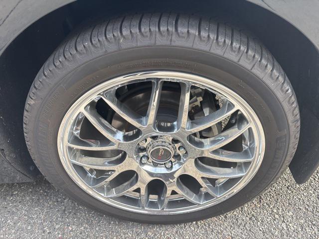 used 2020 Toyota Camry Hybrid car, priced at $26,995