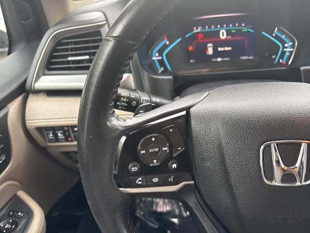 used 2018 Honda Odyssey car, priced at $17,995
