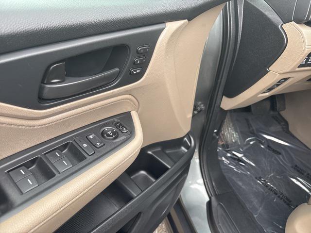 used 2018 Honda Odyssey car, priced at $17,995