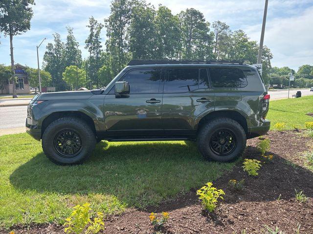 used 2025 Lexus GX 550 car, priced at $89,988