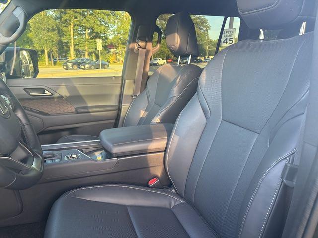 used 2025 Lexus GX 550 car, priced at $89,988