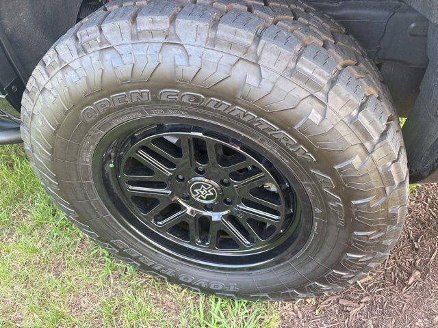 used 2025 Lexus GX 550 car, priced at $89,988