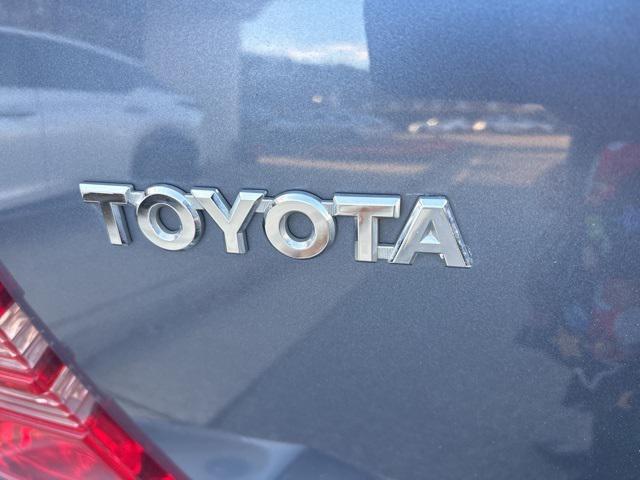 used 2003 Toyota Highlander car, priced at $9,895