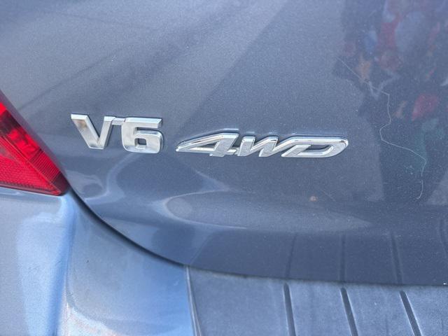 used 2003 Toyota Highlander car, priced at $9,895