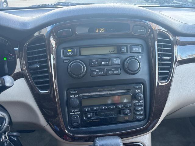 used 2003 Toyota Highlander car, priced at $9,895