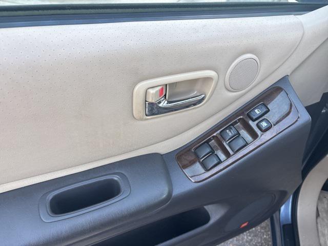 used 2003 Toyota Highlander car, priced at $9,895