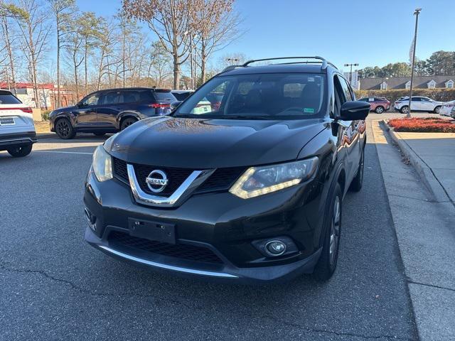 used 2015 Nissan Rogue car, priced at $10,995