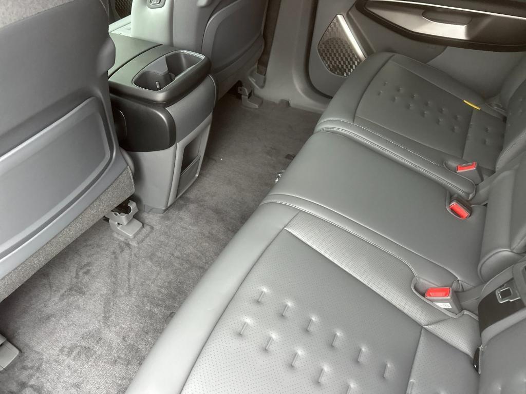 new 2026 Kia EV9 car, priced at $66,020