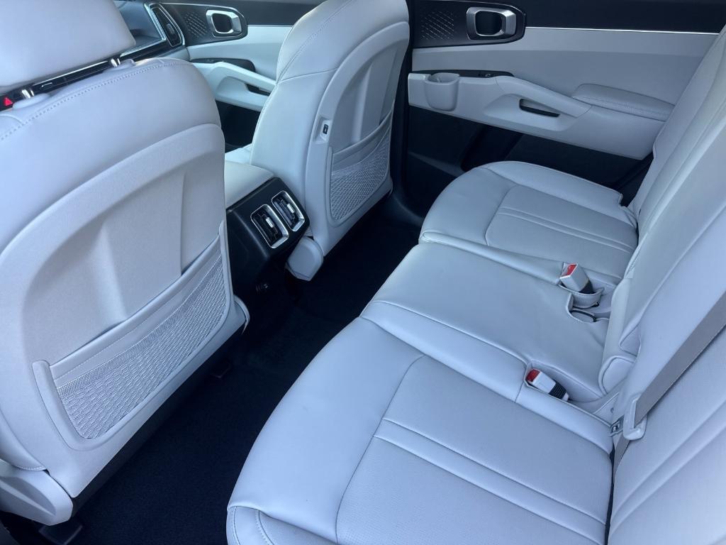 new 2026 Kia Sorento Plug-In Hybrid car, priced at $50,475