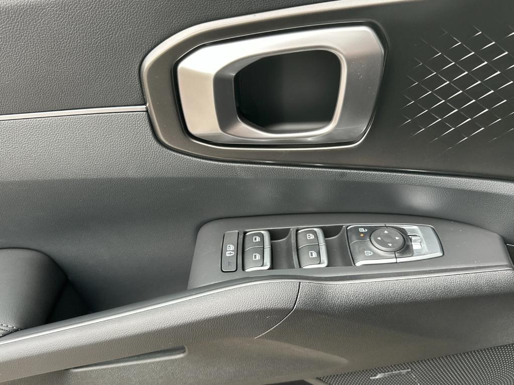 new 2026 Kia Sorento Hybrid car, priced at $44,855