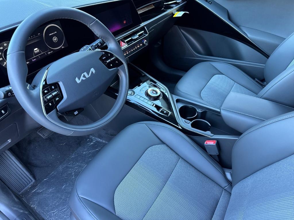 new 2025 Kia Niro EV car, priced at $43,100