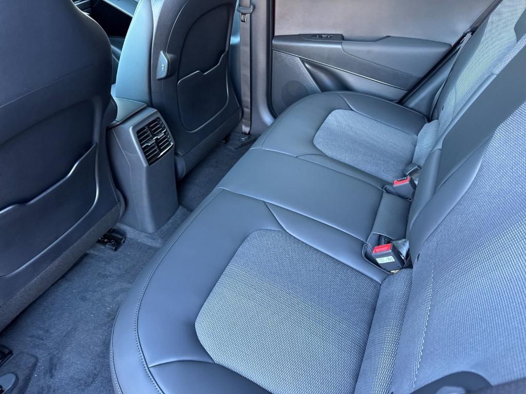 new 2025 Kia Niro EV car, priced at $43,100