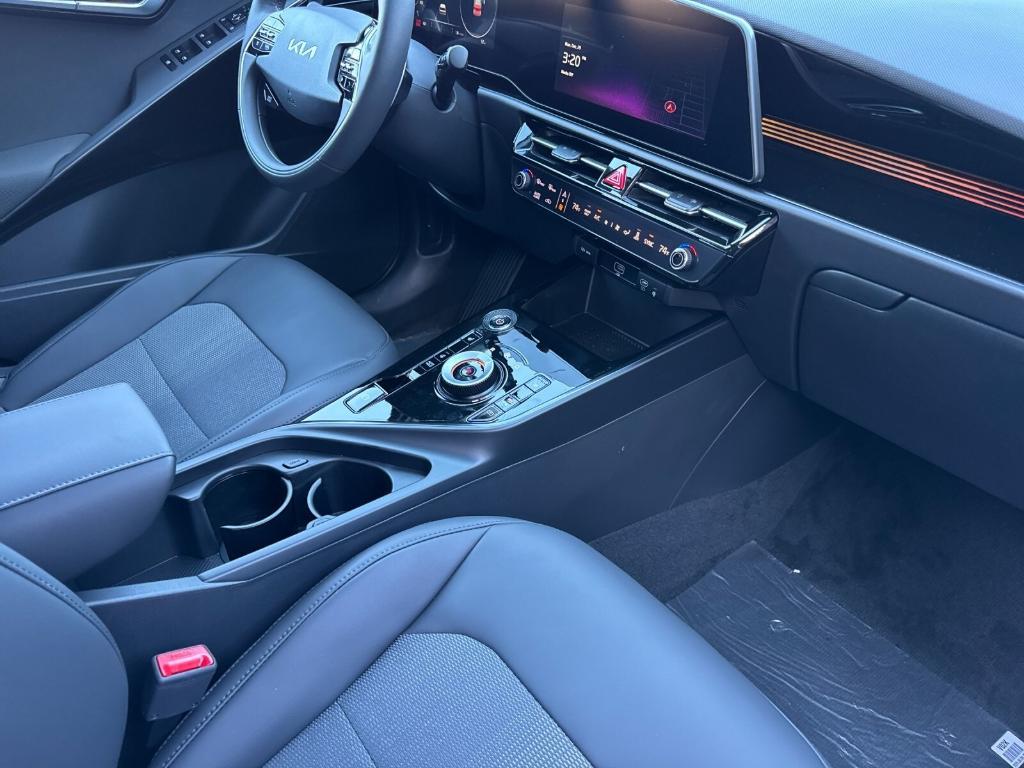 new 2025 Kia Niro EV car, priced at $43,100