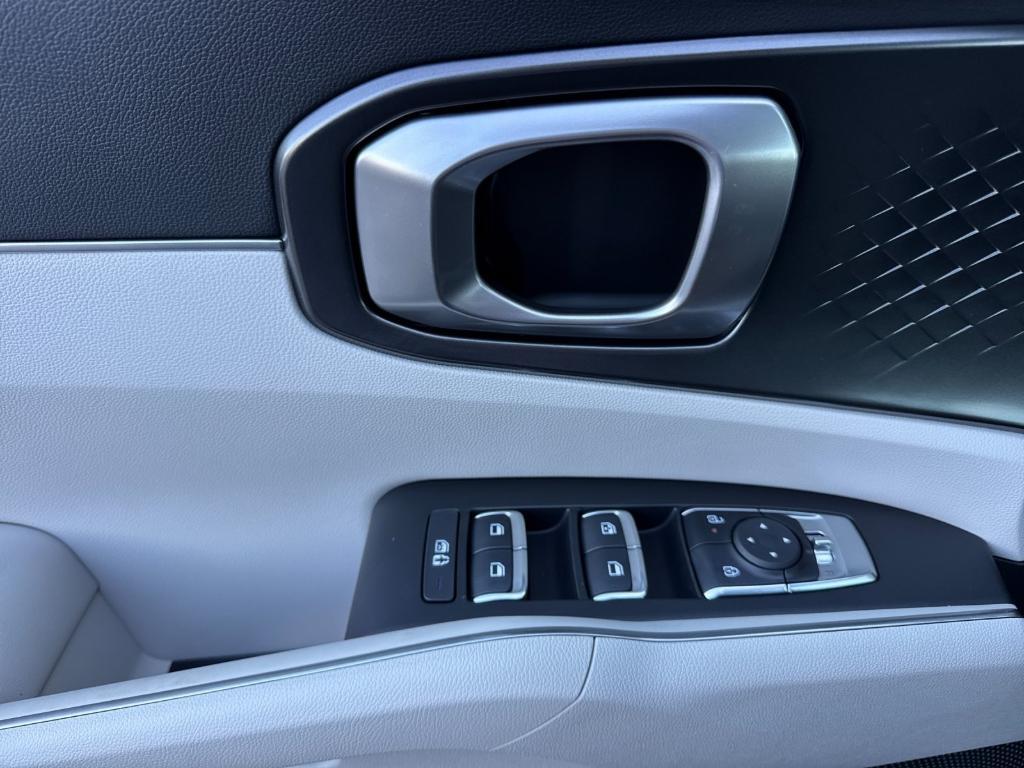 new 2026 Kia Sorento Hybrid car, priced at $44,370