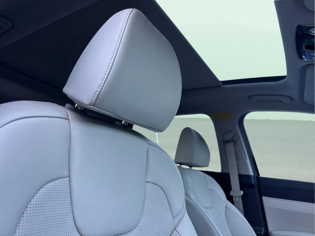 new 2026 Kia Sorento Hybrid car, priced at $44,370