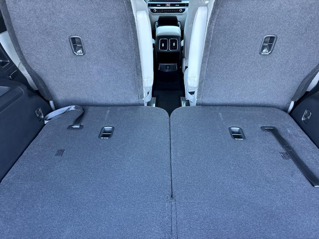 new 2026 Kia Sorento Hybrid car, priced at $44,370