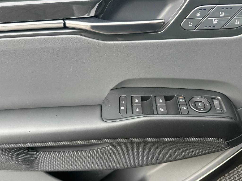 new 2026 Kia EV9 car, priced at $74,875