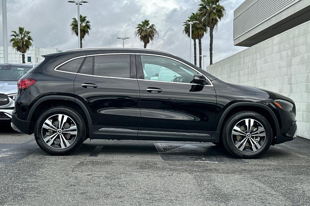 used 2025 Mercedes-Benz GLA 250 car, priced at $37,900