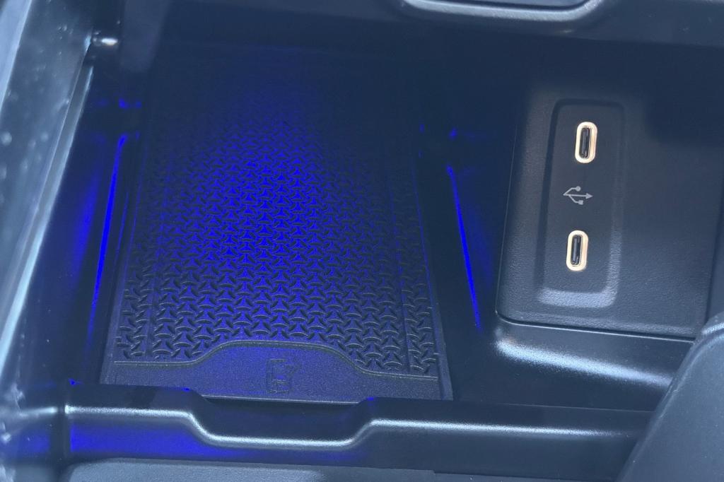 new 2026 Mercedes-Benz GLC 300 car, priced at $53,185