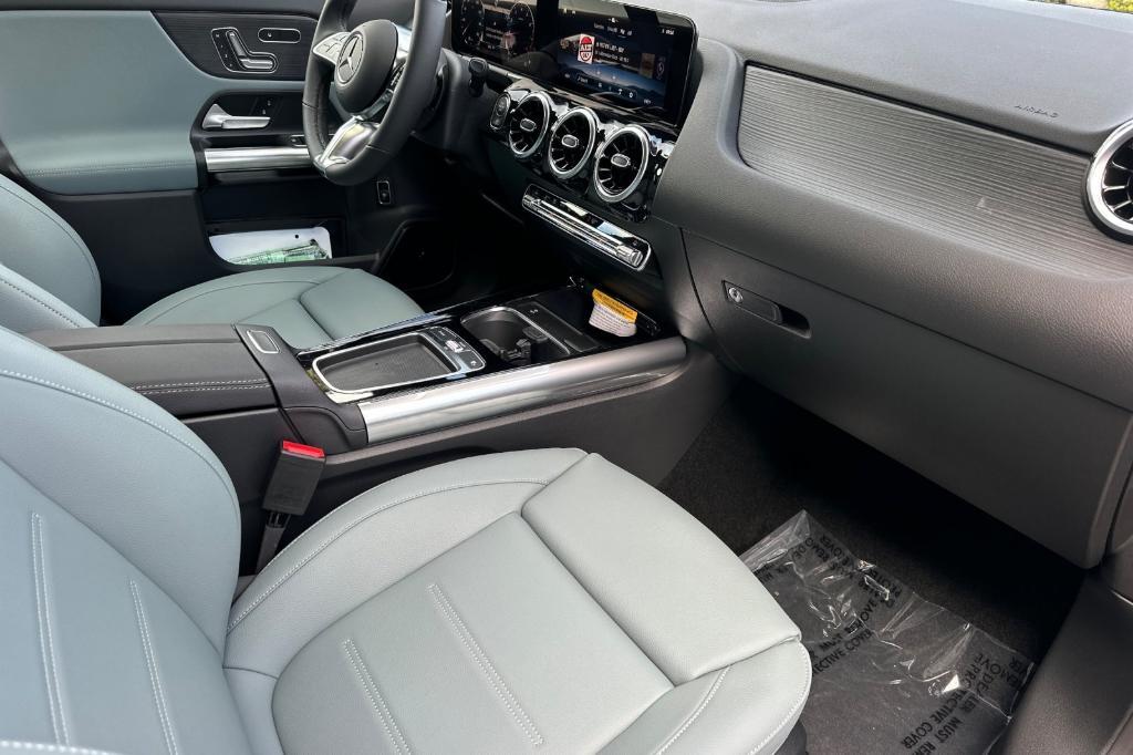 new 2026 Mercedes-Benz GLA 250 car, priced at $48,115