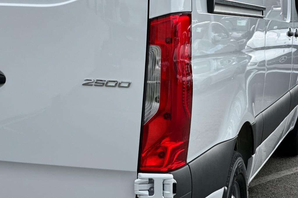 new 2026 Mercedes-Benz Sprinter 2500 car, priced at $64,961