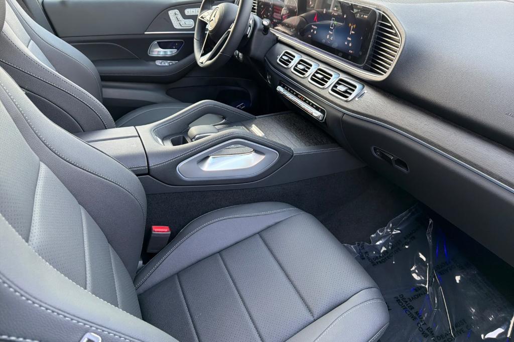 new 2026 Mercedes-Benz GLE 350 car, priced at $72,600